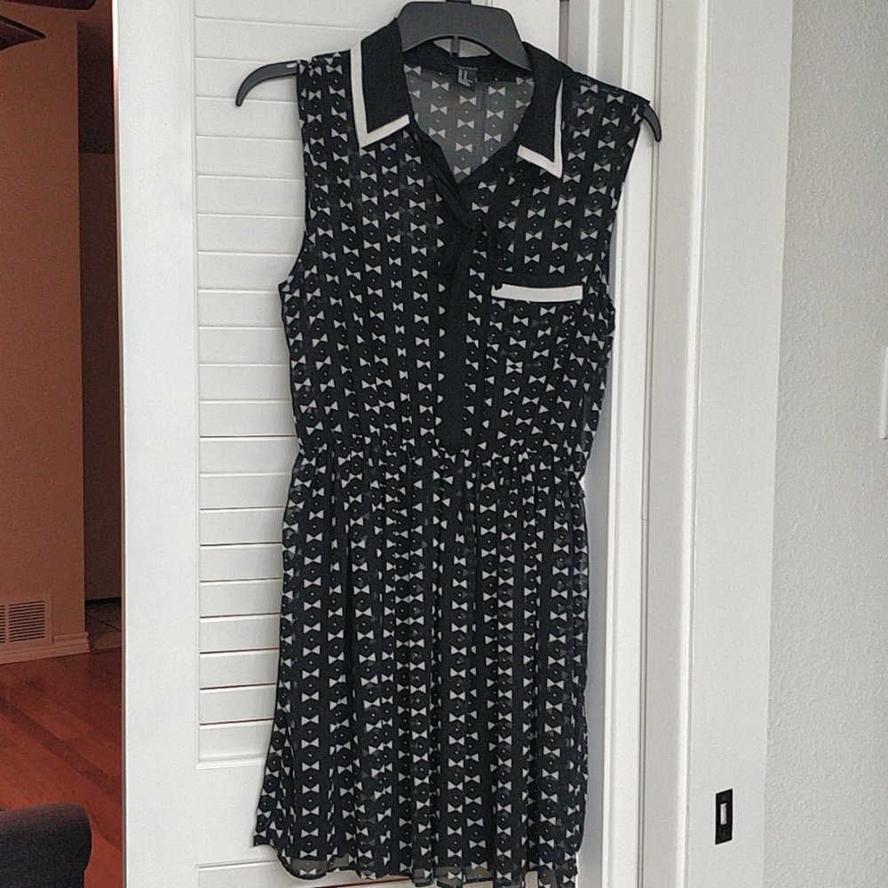 Black and white dress